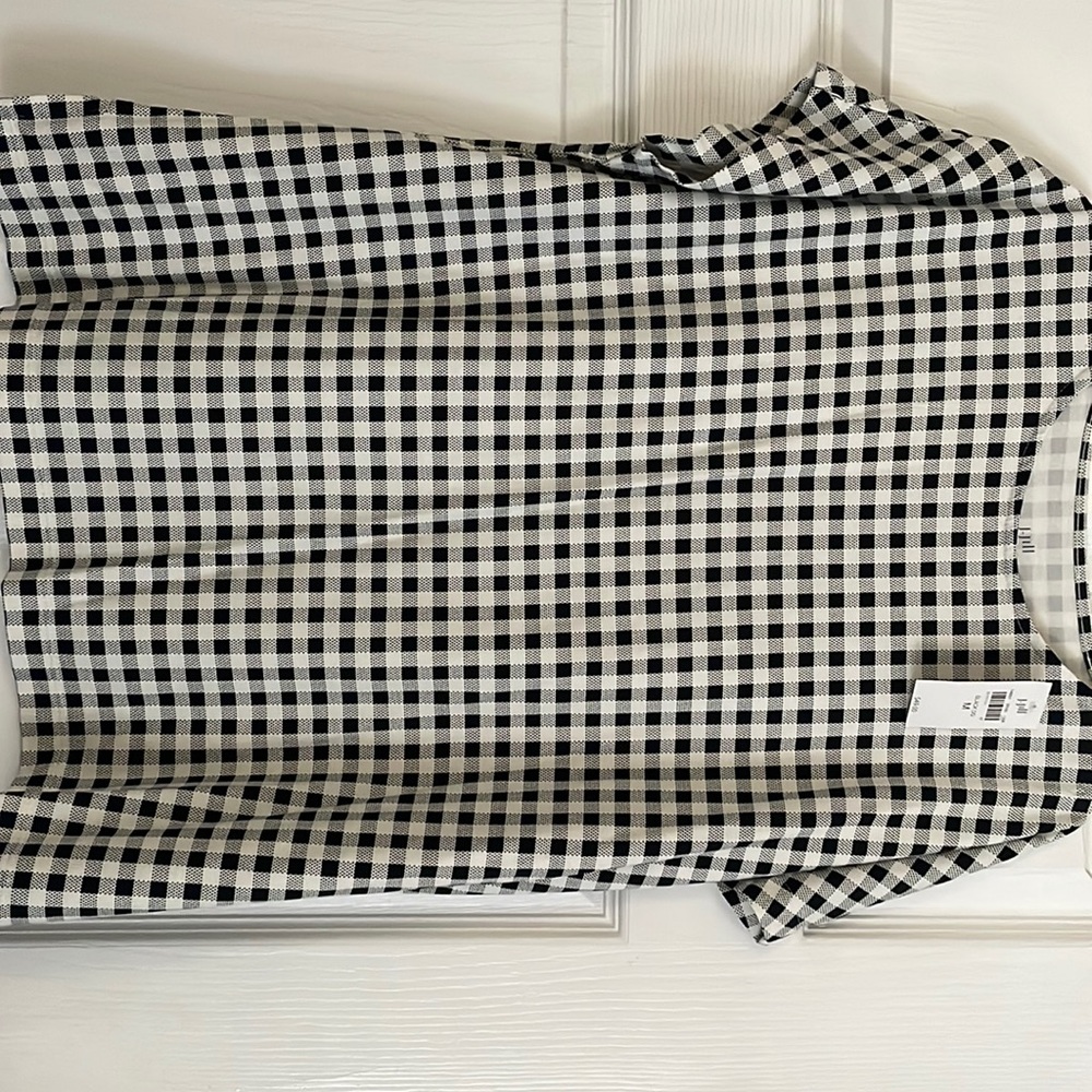 J. Jill top. Black and white, short sleeved top. New with tags, never worn.
